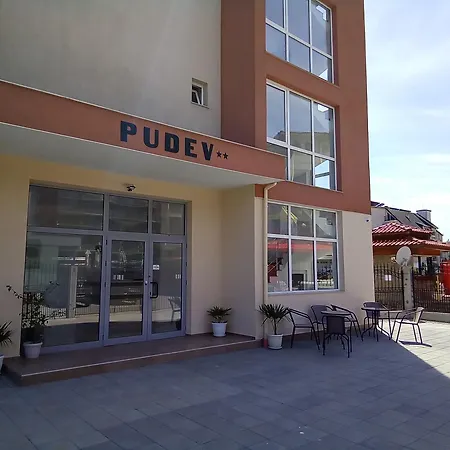 Pensionat Family Pudev Slăntjev Brjag
